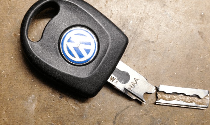 broken-car-key-repair-st-george-locksmiths